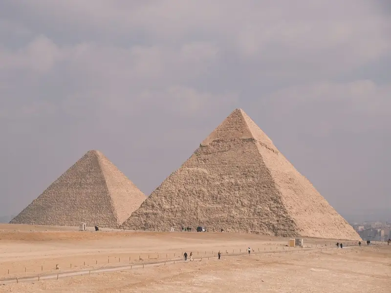 De piramides van Gizeh bij Caïro, Egypte