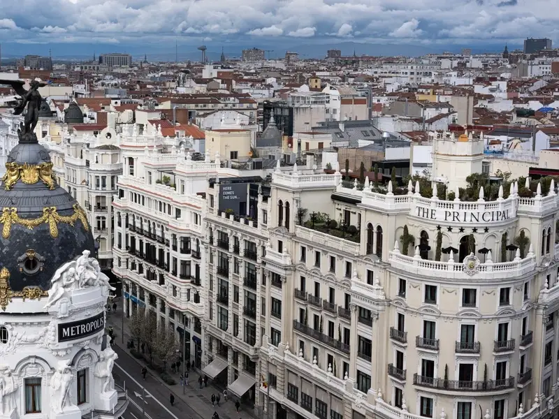 De skyline van Madrid, Spanje