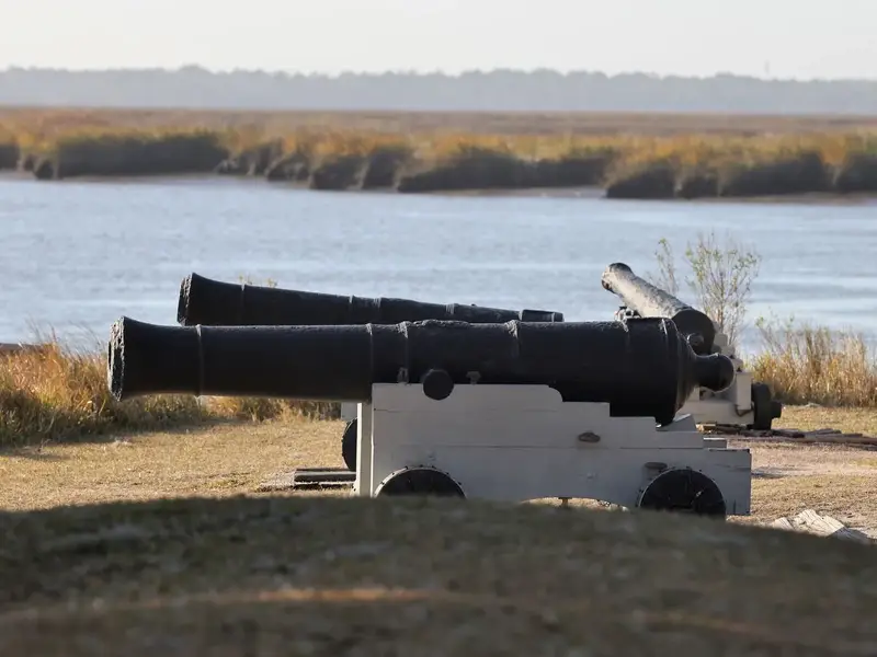 Fort Zeelandia met uitzicht op de Surinamerivier