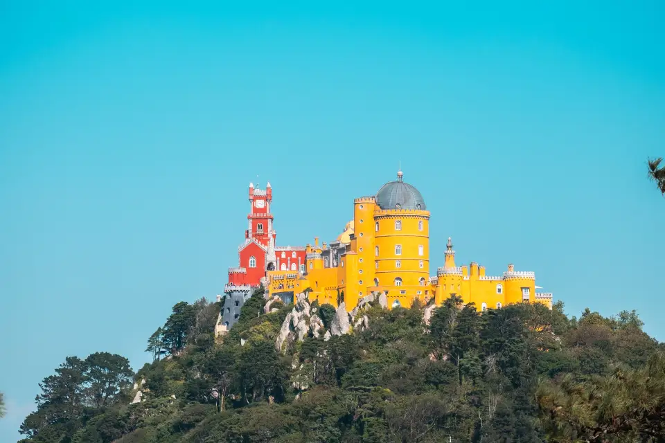 Het kleurrijke Palácio da Pena in Sintra