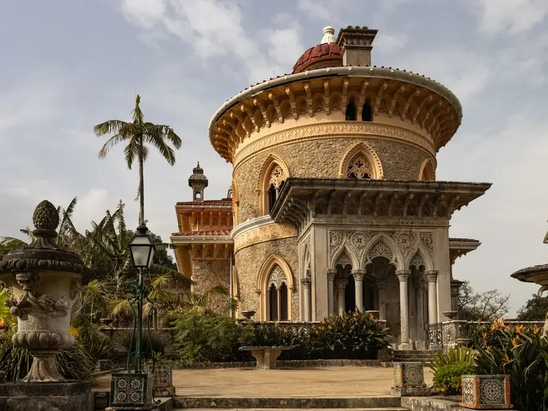 Het Palácio de Monserrate met zijn tuinen