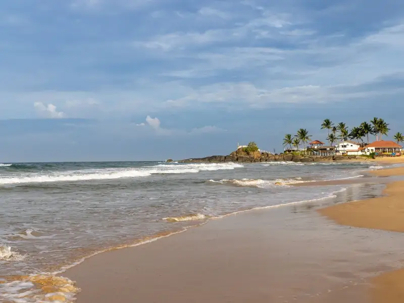 Een palmstrand aan de zuidkust van Sri Lanka